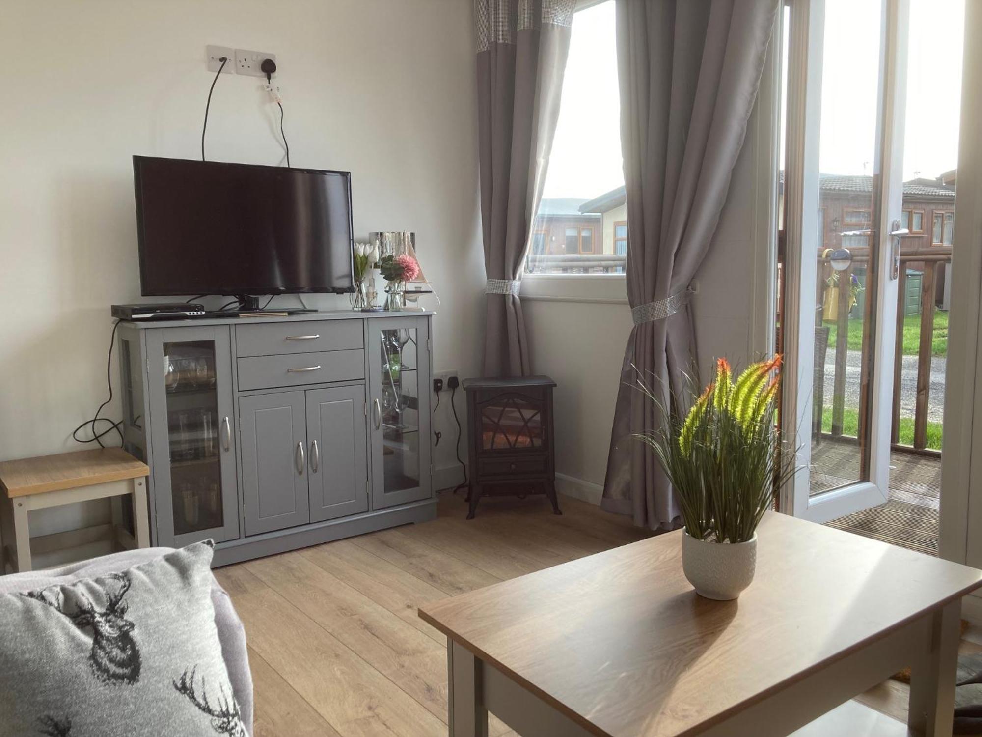 J16 Mablethorpe Pet Friendly Chalet Eksteriør billede